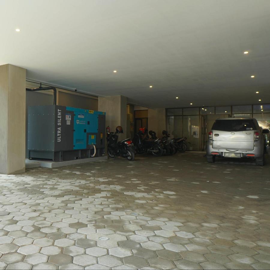 Dparagon Malioboro Yogyakarta Eksteriør billede